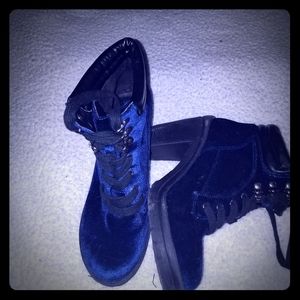 Blue velvet booties